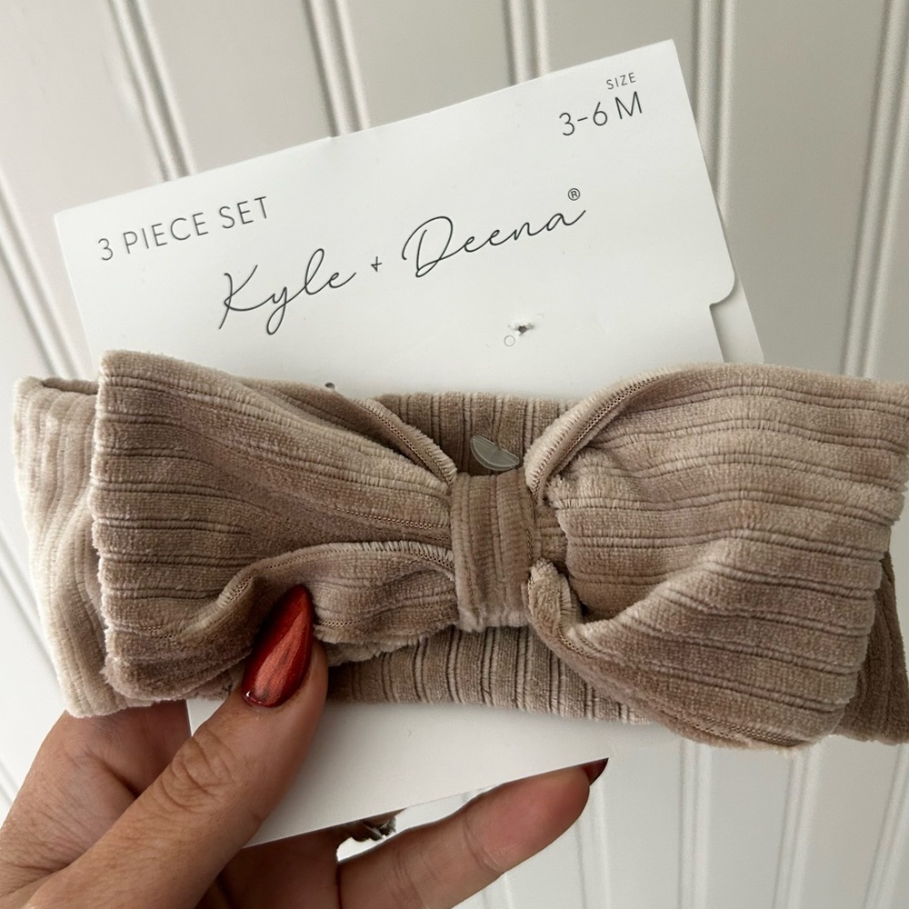 ⭐️ NEW Kyle & Deena Baby Beige Headband Only One